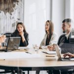 Participação em comitês de crédito