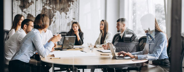 Participação em comitês de crédito